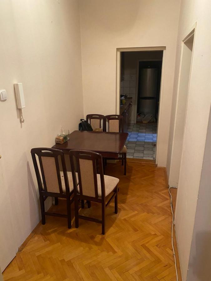 Stan Novi Sad 5G Wifi Appartamento Esterno foto
